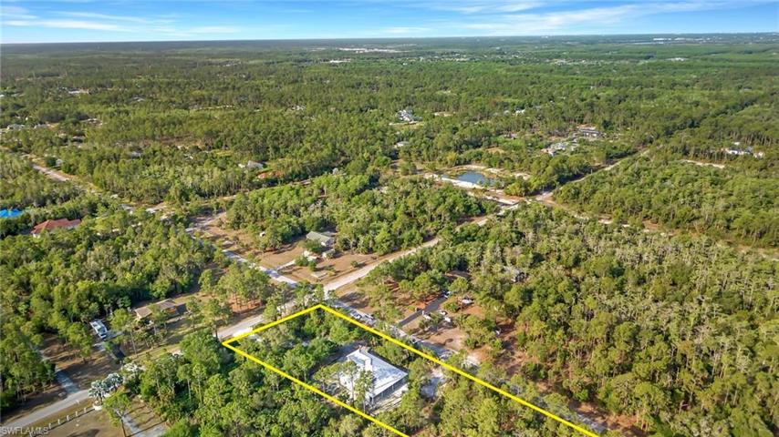 13  33rd NE AVE, Naples, FL 34120