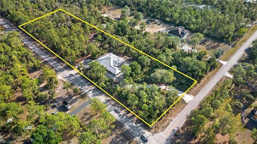 13  33rd NE AVE, Naples, FL 34120