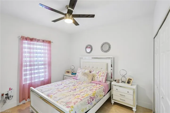 910  Richmond N AVE, Lehigh Acres, FL 33972