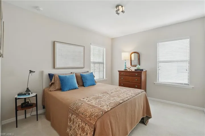 Bedroom 3 - view 1