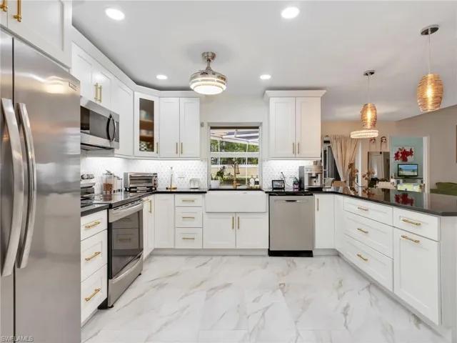 1256 Naples Lake Dr, Naples, Florida 34104