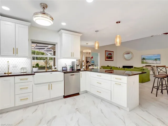 1256 Naples Lake Dr, Naples, Florida 34104