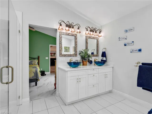 1256 Naples Lake Dr, Naples, Florida 34104