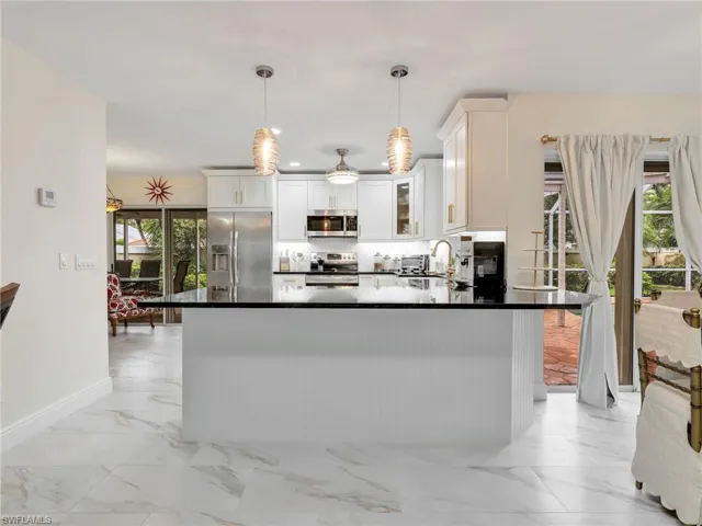 1256 Naples Lake Dr, Naples, Florida 34104