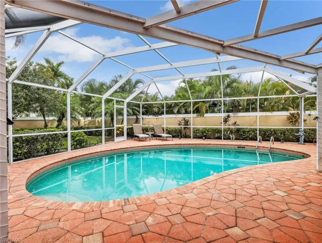 1256 Naples Lake Dr, Naples, Florida 34104