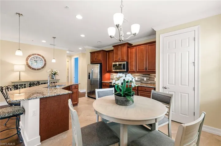 A Chefs Kitchen with 42" cabinetry and plenty of space for guests.