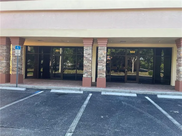 814 Sw Pine Island Rd 401/402, Cape Coral, Florida 33991
