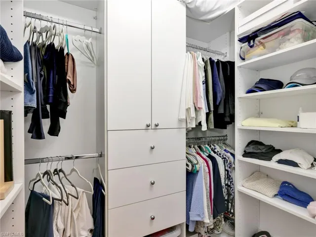 Custom closet organizers
