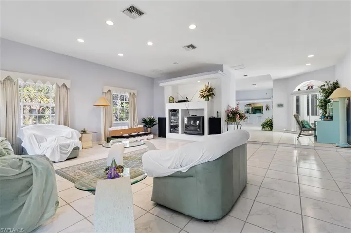 822 Costa Pl, Lehigh Acres, Florida 33972