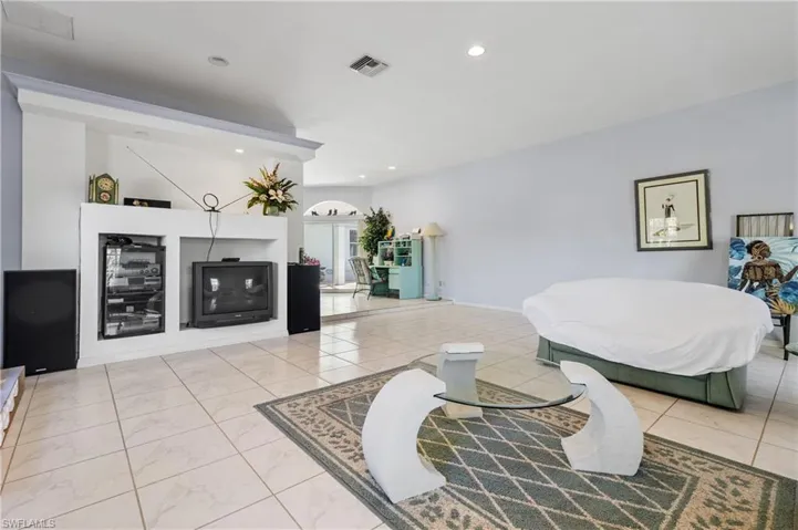 822 Costa Pl, Lehigh Acres, Florida 33972