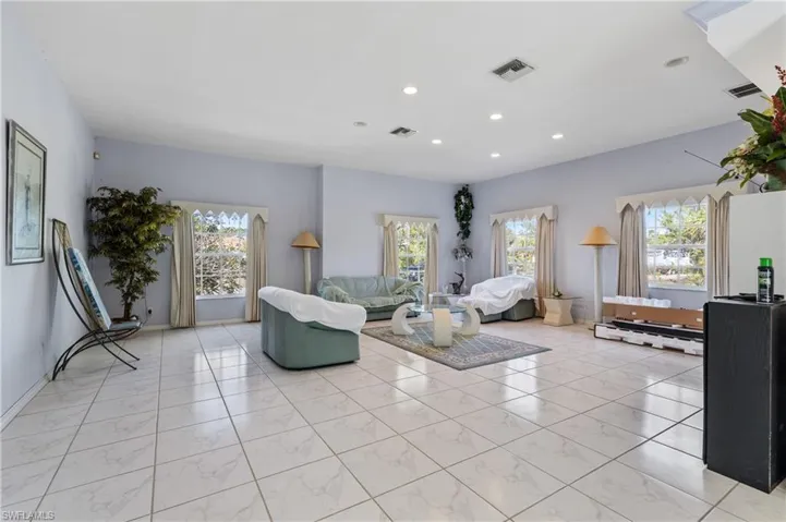 822 Costa Pl, Lehigh Acres, Florida 33972