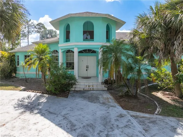 822 Costa Pl, Lehigh Acres, Florida 33972