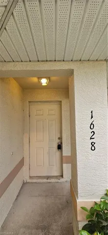 1628 Sw Santa Barbara Pl, Cape Coral, Florida 33991