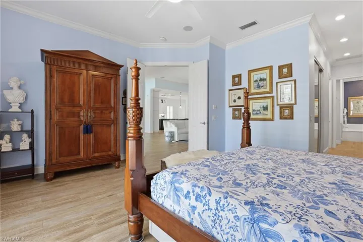 3109 Dominica Way, Naples, Florida 34119