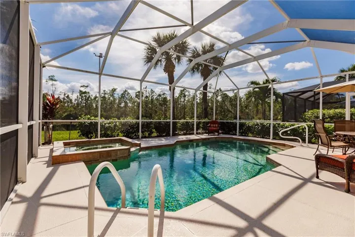 8186  Woodridge Pointe  DR, Fort Myers, FL 33912
