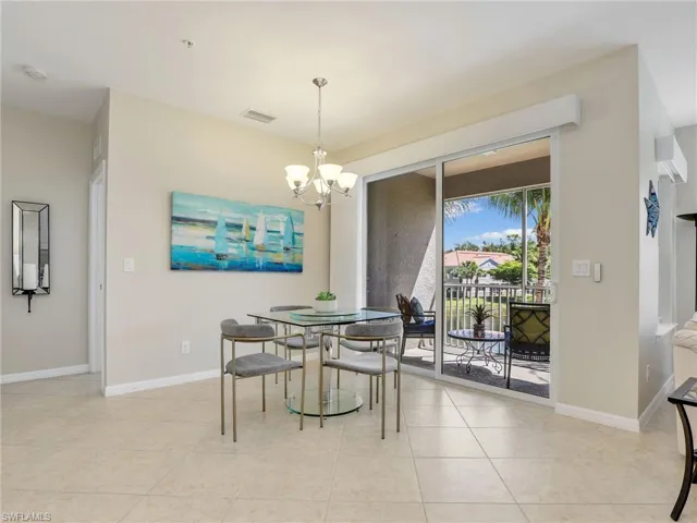 Lanai - Dining