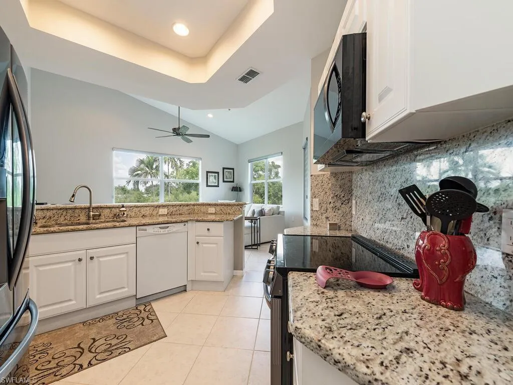 8375 Whisper Trace LN, Naples, FL 34114,224082690