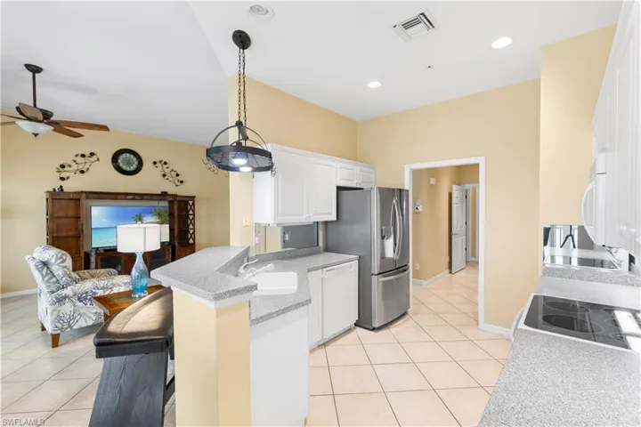 4141 Bay Beach Ln 4p3, Fort Myers Beach, Florida 33931