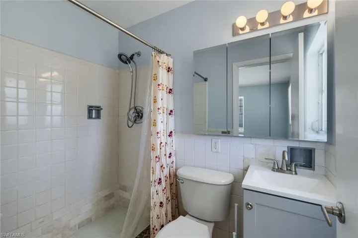 4905  Viceroy  ST, Cape Coral, FL 33904