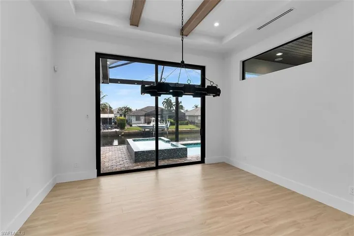 1528 Kingston Ct N, Marco Island, Florida 34145