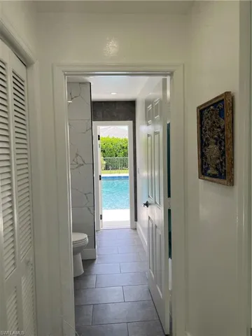 Bathroom #2 Jr Suite with pool access