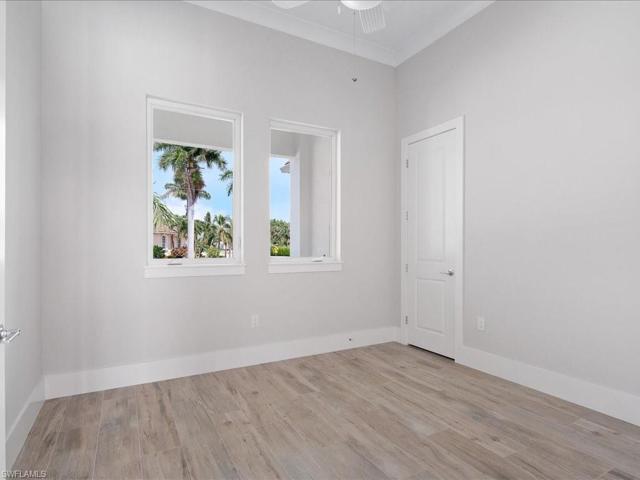 Office / Guest bedroom 3