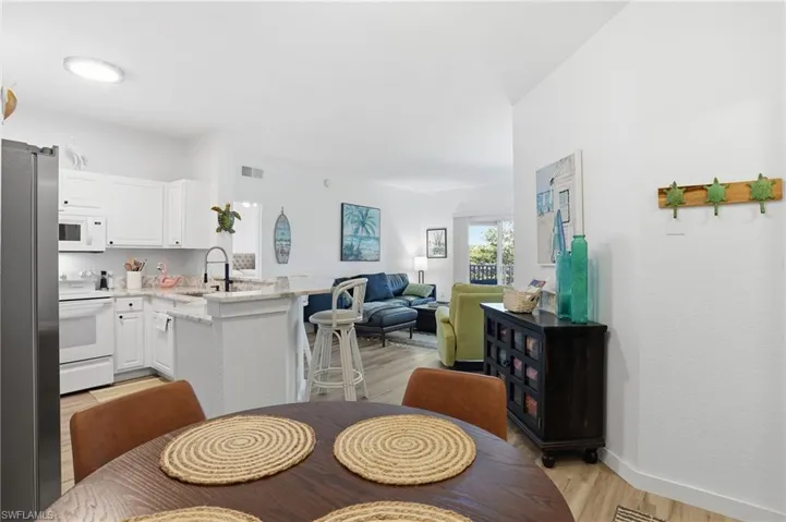 15585 Ocean Walk Cir 313, Fort Myers, Florida 33908