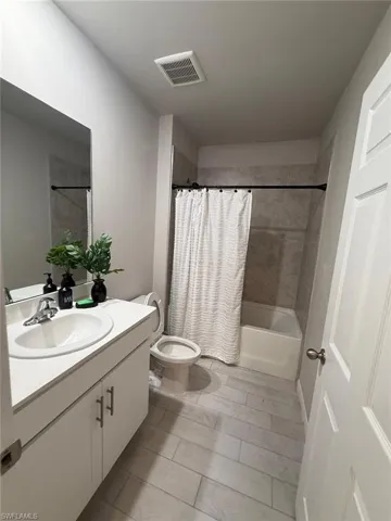 2014 9th St, Cape Coral, Florida 33993
