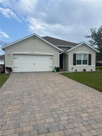 2014 9th St, Cape Coral, Florida 33993