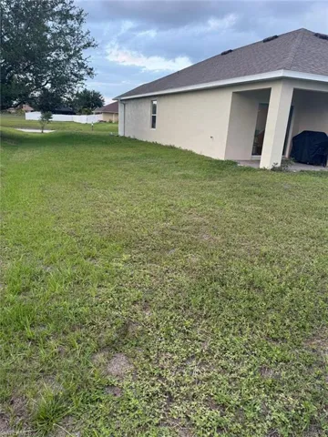 2014 9th St, Cape Coral, Florida 33993