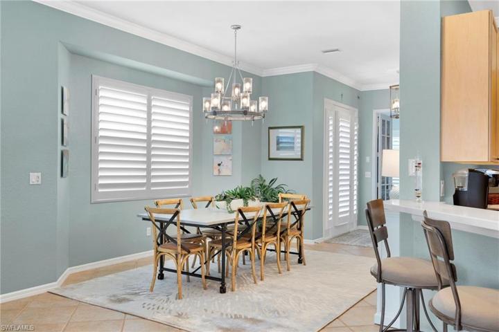 Spacious Dining-room area