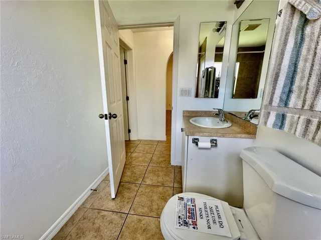 4317 Sw Santa Barbara Pl, Cape Coral, Florida 33914