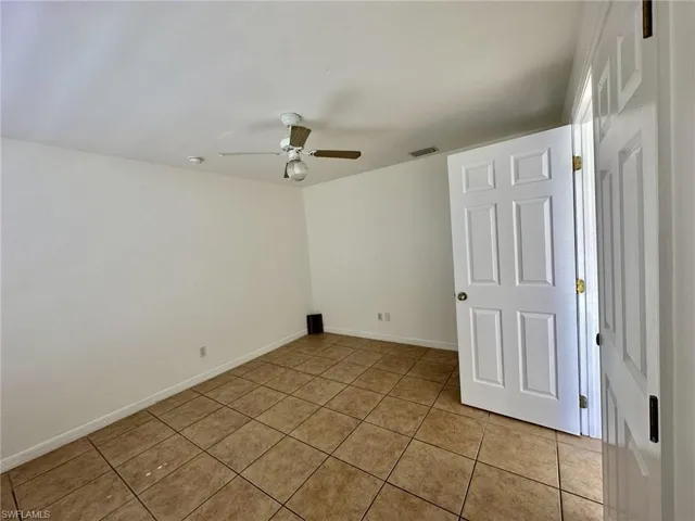 4317 Third bedroom/den/office