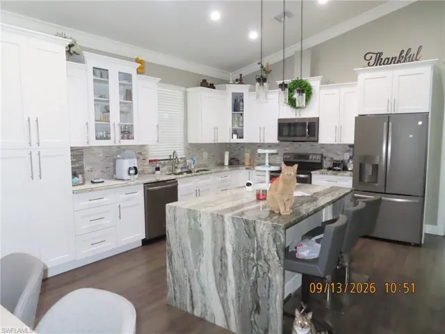 420 Broward Ave, Labelle, Florida 33935