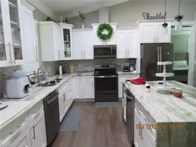 420 Broward Ave, Labelle, Florida 33935