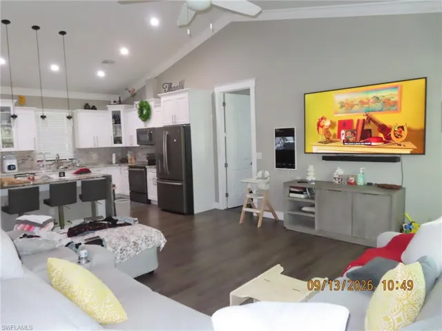 420 Broward Ave, Labelle, Florida 33935