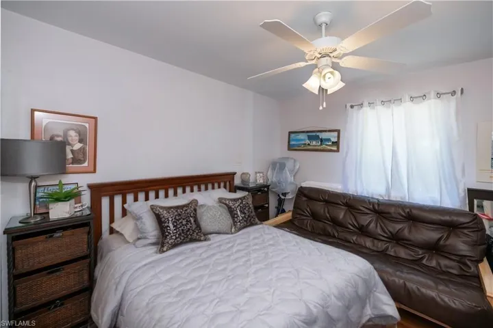 Bedroom with ceiling fan