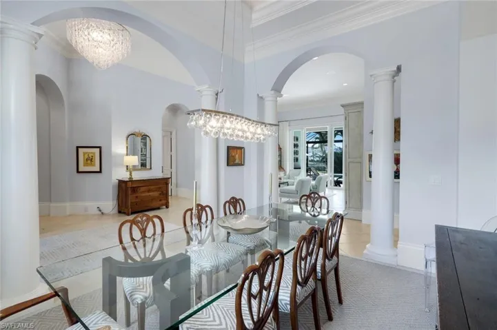2048 Isla Vista Ln E, Naples, Florida 34105