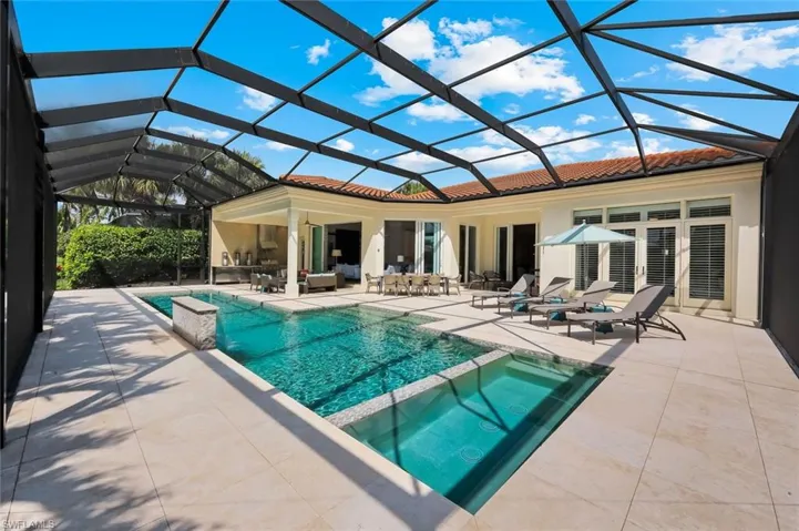 2048 Isla Vista Ln E, Naples, Florida 34105