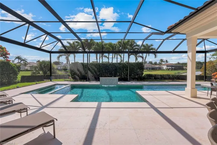 2048 Isla Vista Ln E, Naples, Florida 34105