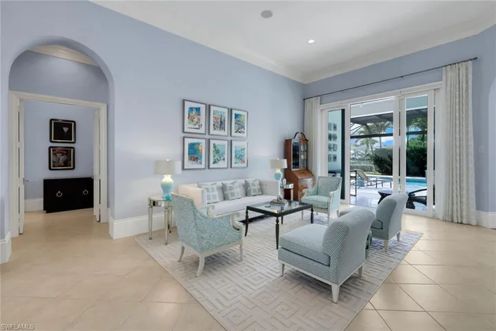 2048 Isla Vista Ln E, Naples, Florida 34105