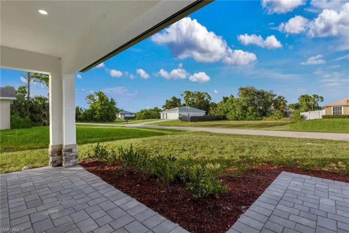 4110 Ne 19th Pl, Cape Coral, Florida 33909