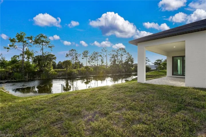 4110 Ne 19th Pl, Cape Coral, Florida 33909