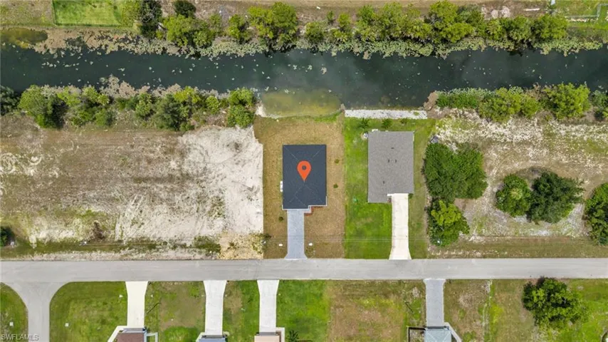 4110 Ne 19th Pl, Cape Coral, Florida 33909