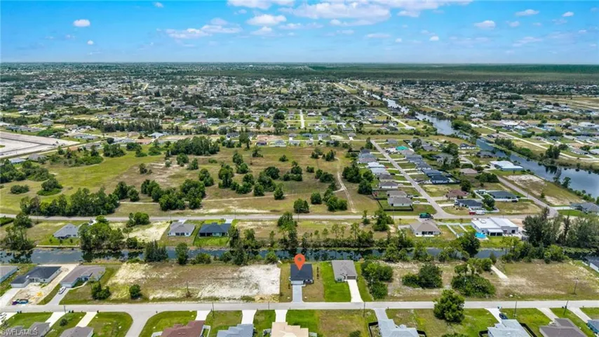 4110 Ne 19th Pl, Cape Coral, Florida 33909