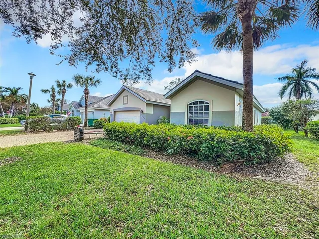6999  Burnt Sienna  CIR, Naples, FL 34109