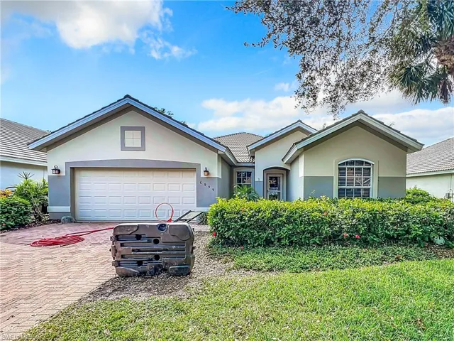 6999  Burnt Sienna  CIR, Naples, FL 34109