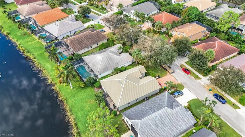6999  Burnt Sienna  CIR, Naples, FL 34109