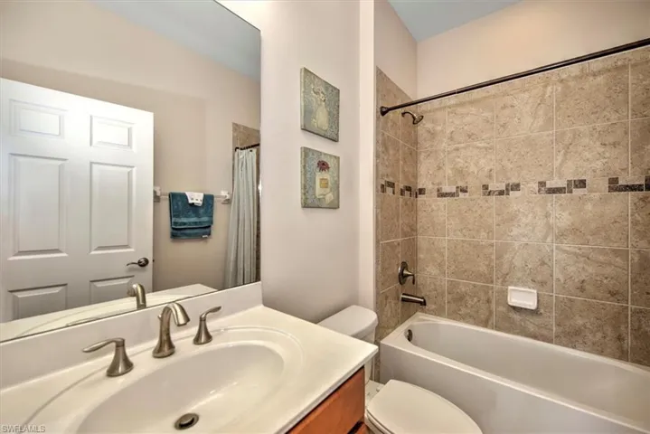 20564  Chestnut Ridge  DR, North Fort Myers, FL 33917