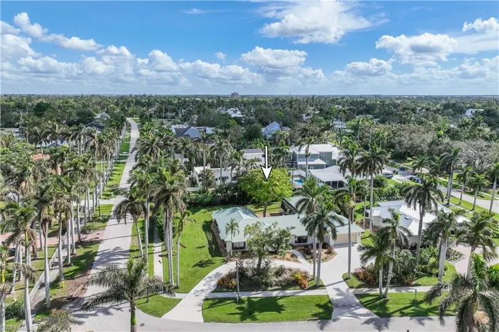 3209 W Riverside Dr, Fort Myers, Florida 33901